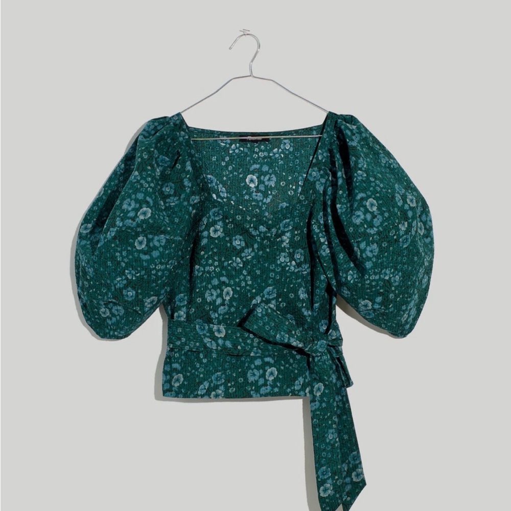 Madewell Seersucker Sweetheart Wrap Top in Woodland Floral, Size Medium